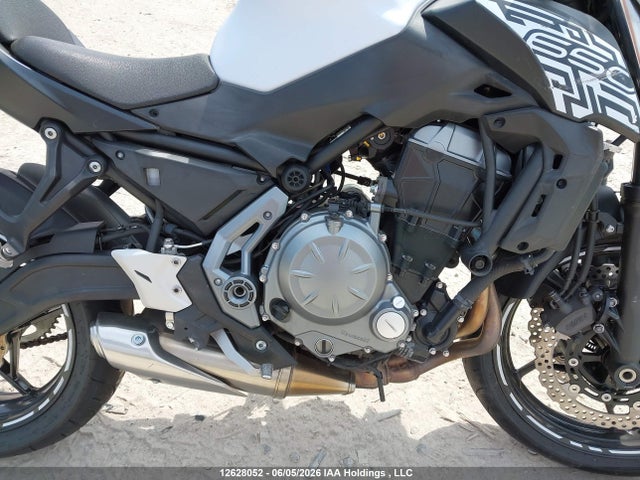 JKAEREH16KDA40971 Kawasaki Er650 H