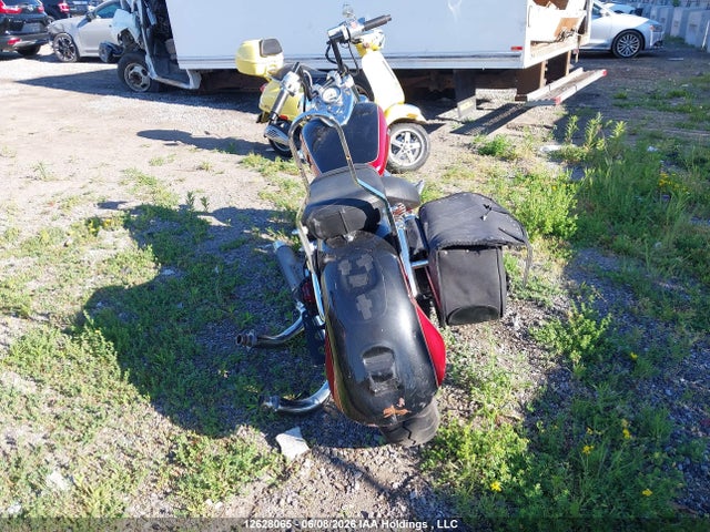 12628065 :رقم المزاد ، JH2RC44E12M610004 vin ، 2002 Honda Vt750 Cd مزاد بيع