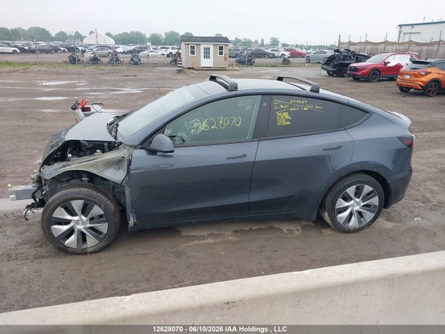 Tesla Model Y Long Range 2022 7SAYGDEE8NF507816 Image 15