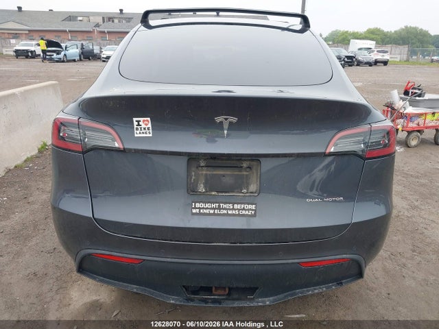 Tesla Model Y Long Range 2022 7SAYGDEE8NF507816 Image 17