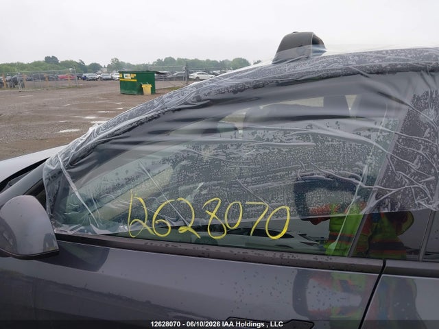 Tesla Model Y Long Range 2022 7SAYGDEE8NF507816 Image 19