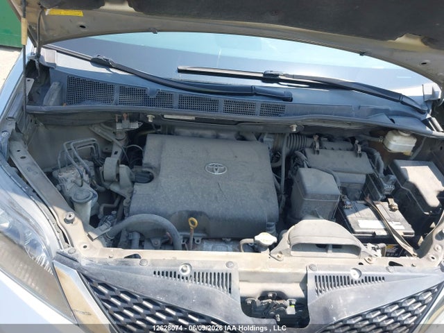 Aukcja sprzedaży 2011 Toyota Sienna, vin: 5TDXK3DC8BS073289, numer aukcji: 12628074
