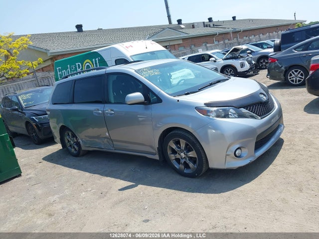 Aukcja sprzedaży 2011 Toyota Sienna, vin: 5TDXK3DC8BS073289, numer aukcji: 12628074