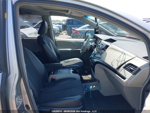 Aukcja sprzedaży 2011 Toyota Sienna, vin: 5TDXK3DC8BS073289, numer aukcji: 12628074