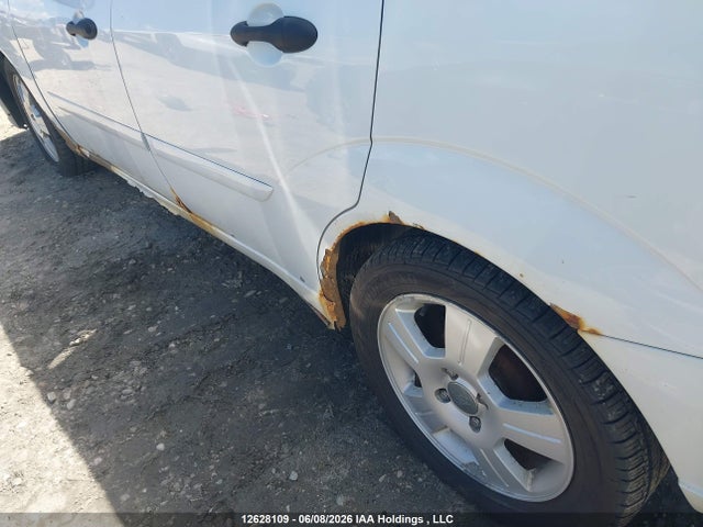 12628109 :رقم المزاد ، 1FAFP34N05W260213 vin ، 2005 Ford Focus Ses/zx4 مزاد بيع