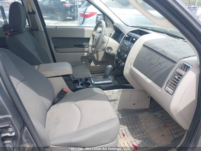 Продаж на аукціоні авто 2011 Mazda Tribute Gx I4, vin: 4F2CY9C73BKM07420, номер лоту: 12611794