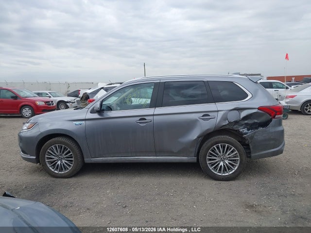 2022 Mitsubishi Outlander Phev Black Edition/gt/le/se მანქანა იყიდება აუქციონზე, vin: JA4J2VA74NZ616966, აუქციონის ნომერი: 12607608