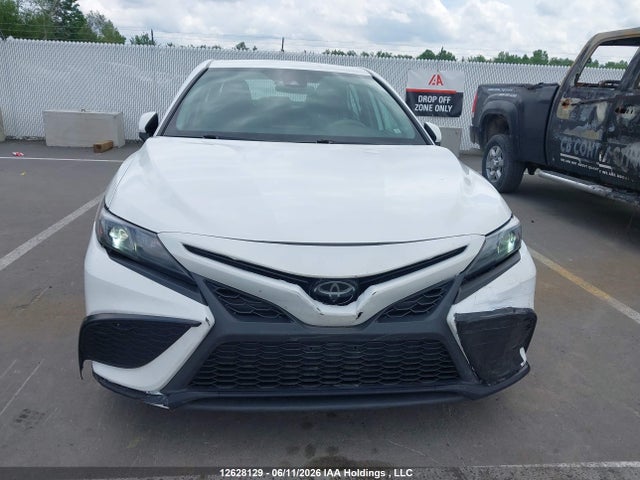 2021 Toyota Camry მანქანა იყიდება აუქციონზე, vin: 4T1G11AK0MU451103, აუქციონის ნომერი: 12628129
