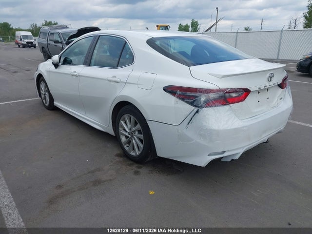 2021 Toyota Camry მანქანა იყიდება აუქციონზე, vin: 4T1G11AK0MU451103, აუქციონის ნომერი: 12628129