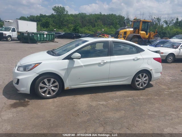 Продажа на аукционе авто 2013 Hyundai Accent Gls, vin: KMHCU4AE8DU290016, номер лота: 12628140