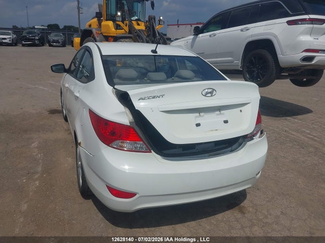 Продажа на аукционе авто 2013 Hyundai Accent Gls, vin: KMHCU4AE8DU290016, номер лота: 12628140