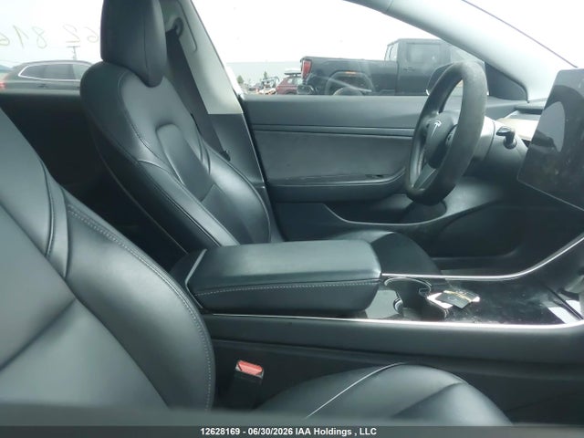 Tesla Model 3 Standard Range Plus 2020 5YJ3E1EA5LF625828 Image 5