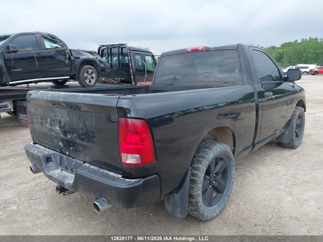 3C6JR6AT3GG300215 RAM 1500 St