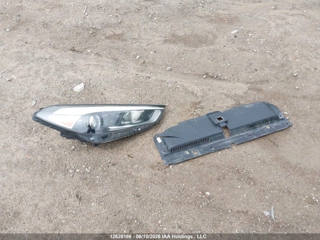 KM8J33A47HU534305 Hyundai TUCSON SE