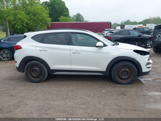 KM8J33A47HU534305 Hyundai TUCSON SE