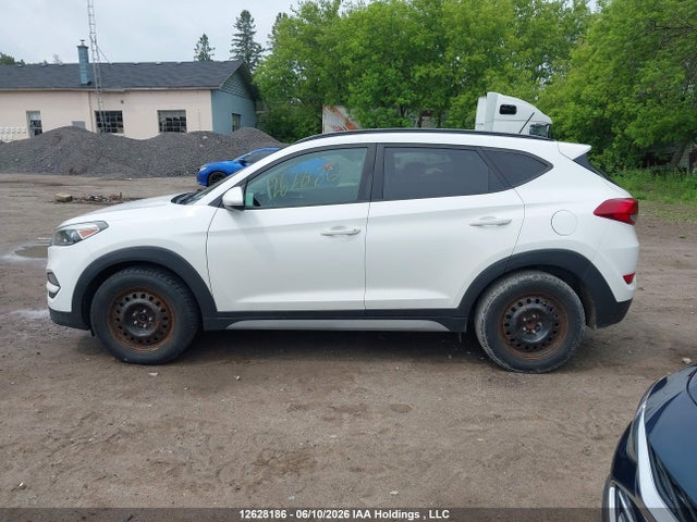 KM8J33A47HU534305 Hyundai TUCSON SE