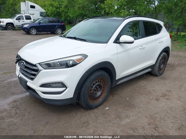 KM8J33A47HU534305 Hyundai TUCSON SE