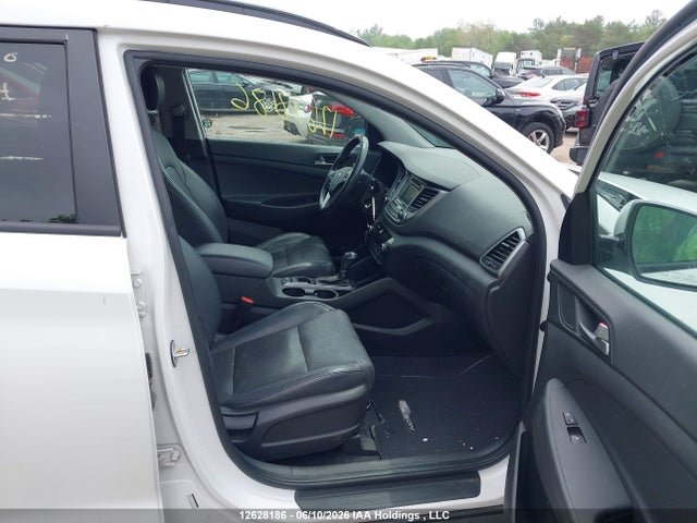 KM8J33A47HU534305 Hyundai TUCSON SE