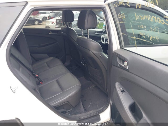 KM8J33A47HU534305 Hyundai TUCSON SE