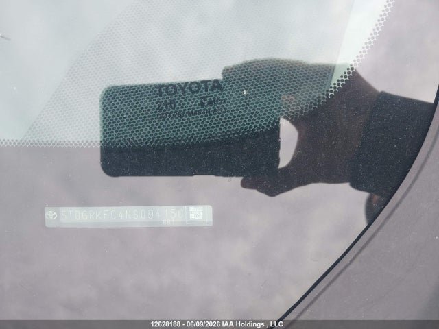 2022 Toyota Sienna Xle 8-passenger მანქანა იყიდება აუქციონზე, vin: 5TDGRKEC4NS094150, აუქციონის ნომერი: 12628188
