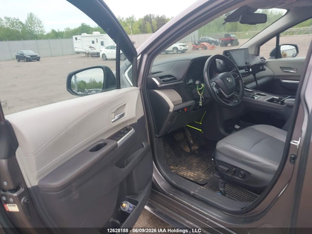 2022 Toyota Sienna Xle 8-passenger მანქანა იყიდება აუქციონზე, vin: 5TDGRKEC4NS094150, აუქციონის ნომერი: 12628188