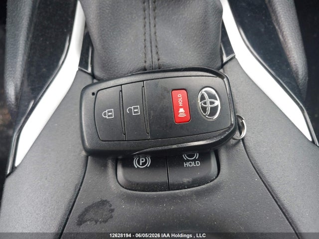 12628194 :رقم المزاد ، 7MUCAABG1RV081990 vin ، 2024 Toyota Corolla Cross Le مزاد بيع