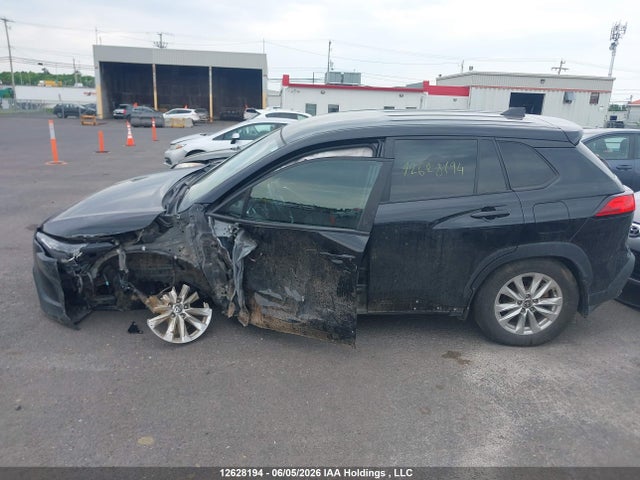 12628194 :رقم المزاد ، 7MUCAABG1RV081990 vin ، 2024 Toyota Corolla Cross Le مزاد بيع
