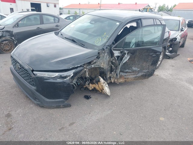 12628194 :رقم المزاد ، 7MUCAABG1RV081990 vin ، 2024 Toyota Corolla Cross Le مزاد بيع