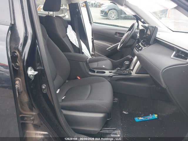 12628194 :رقم المزاد ، 7MUCAABG1RV081990 vin ، 2024 Toyota Corolla Cross Le مزاد بيع