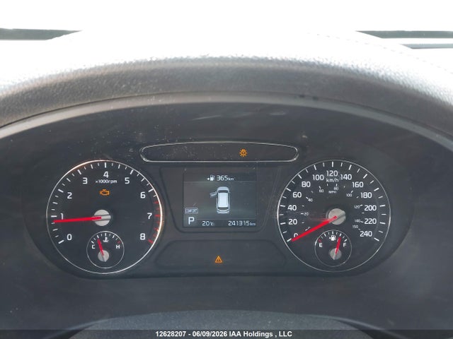 2020 Kia Sorento 3.3l Black Line/3.3l Lx+ მანქანა იყიდება აუქციონზე, vin: 5XYPGDA52LG676041, აუქციონის ნომერი: 12628207