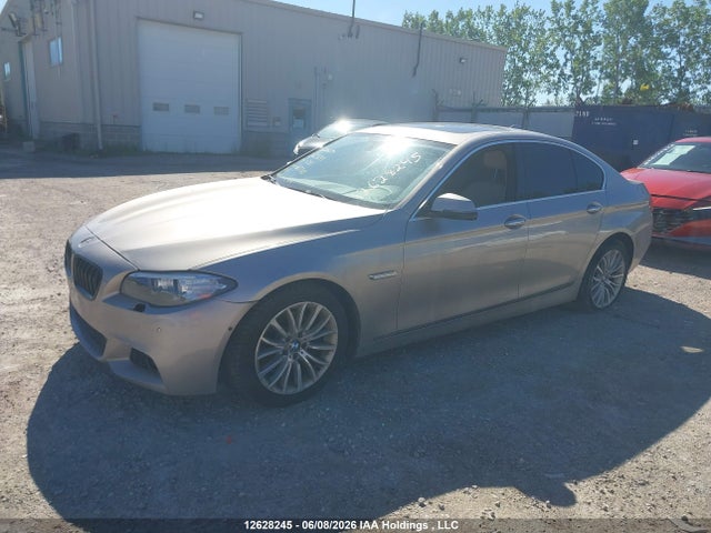 BMW 5 Series 2014 WBA5A7C55ED617703 Image 2
