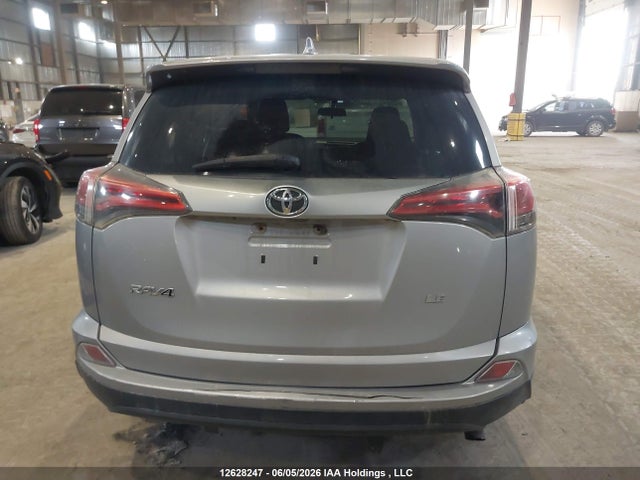Toyota RAV4 LE 2016 2T3ZFREV0GW242128 Image 17