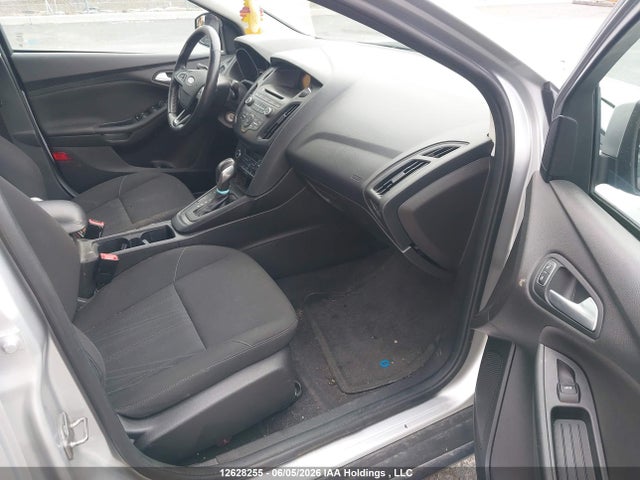 Ford FOCUS SE 2017 1FADP3FE4HL320794 Image 5