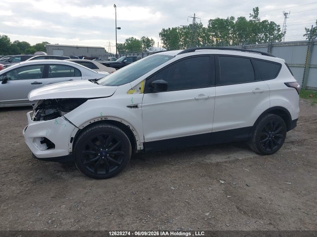1FMCU0GD0JUD39485 Ford ESCAPE SE
