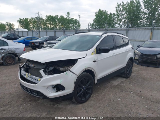 1FMCU0GD0JUD39485 Ford ESCAPE SE