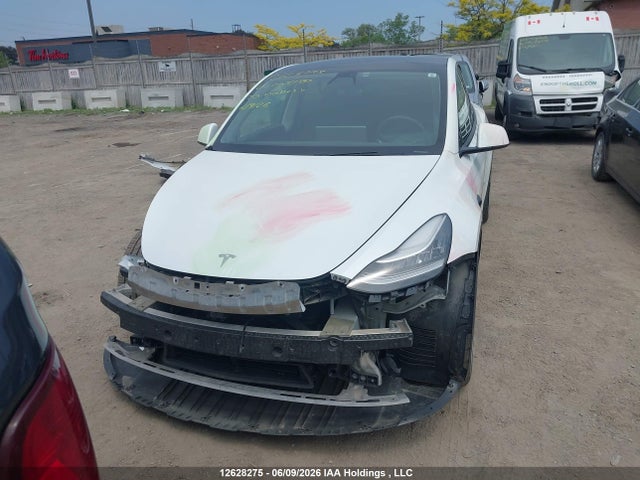 12628275 :رقم المزاد ، 5YJYGDEE9LF045180 vin ، 2020 Tesla Model Y Long Range مزاد بيع