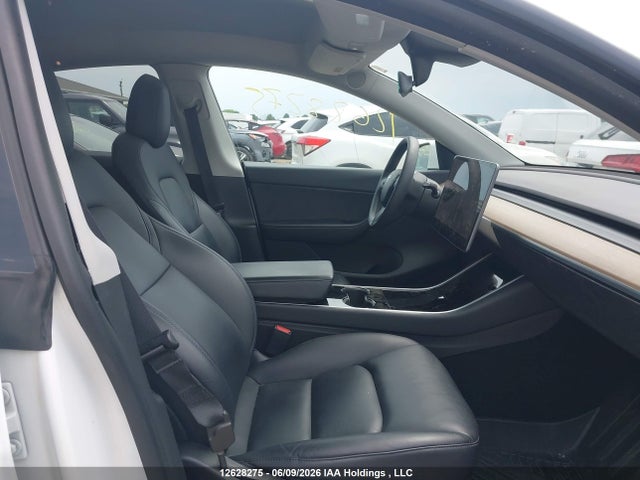 12628275 :رقم المزاد ، 5YJYGDEE9LF045180 vin ، 2020 Tesla Model Y Long Range مزاد بيع