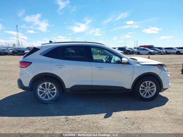 1FMCU9G68LUB21142 Ford ESCAPE SE
