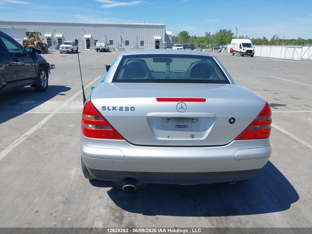 Aukcja sprzedaży 1998 Mercedes-benz Slk 230 Kompressor, vin: WDBKK47F0WF066539, numer aukcji: 12628283