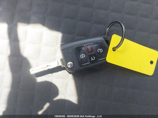 Продажа на аукционе авто 2019 Volkswagen Tiguan S, vin: 3VV0B7AX8KM180747, номер лота: 12628300