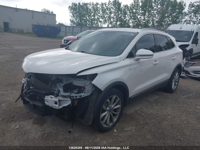Lincoln MKC 2015 5LMCJ2A9XFUJ08185 Image 2
