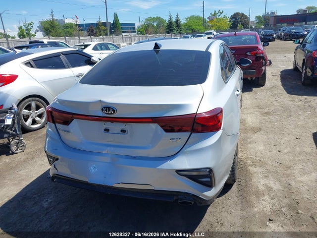 KIA Forte 2019 3KPF54AD4KE112007 Image 16