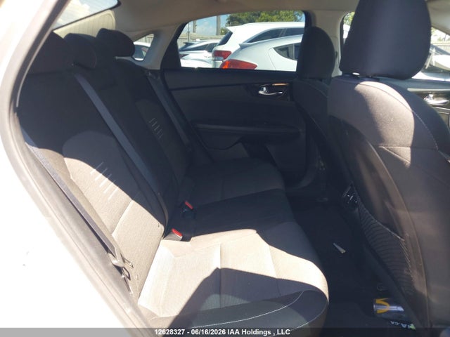 KIA Forte 2019 3KPF54AD4KE112007 Image 8