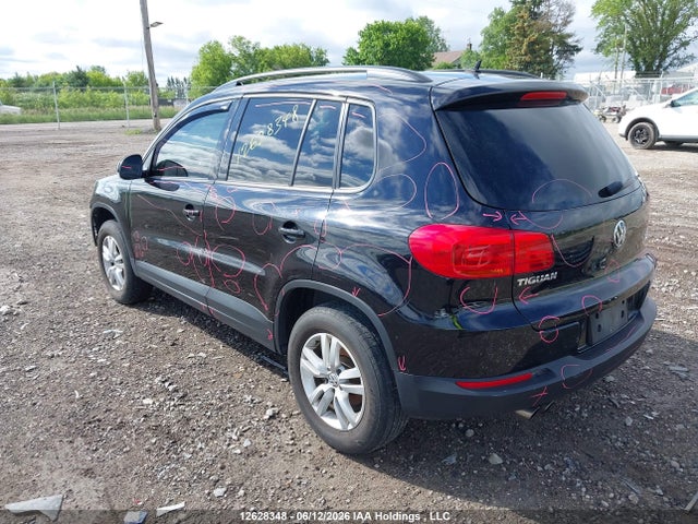 WVGKV3AX8EW529008 Volkswagen TIGUAN S