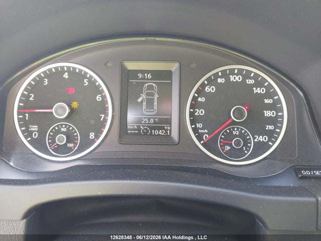 WVGKV3AX8EW529008 Volkswagen TIGUAN S