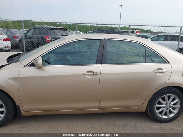 2011 Toyota Camry Se/le/xle მანქანა იყიდება აუქციონზე, vin: 4T1BF3EK0BU768054, აუქციონის ნომერი: 12628353