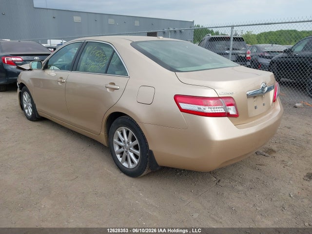 2011 Toyota Camry Se/le/xle მანქანა იყიდება აუქციონზე, vin: 4T1BF3EK0BU768054, აუქციონის ნომერი: 12628353
