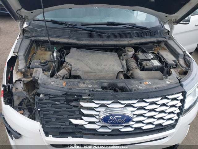 Ford Explorer Platinum 2018 1FM5K8HT0JGB70523 Image 10