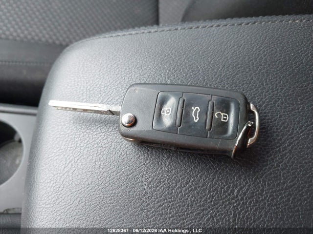 1VWAN7A3XEC113447 Volkswagen Passat
