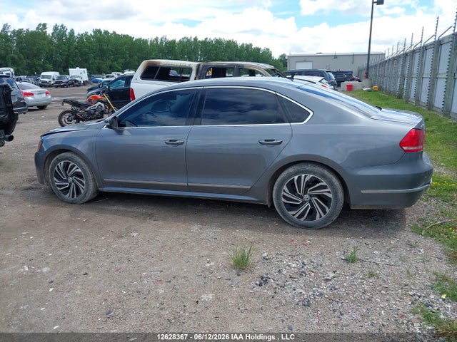 1VWAN7A3XEC113447 Volkswagen Passat